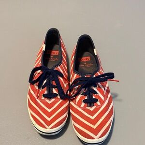 Kate Spade Keds red white and navy blue chevron sneakers women’s size 8